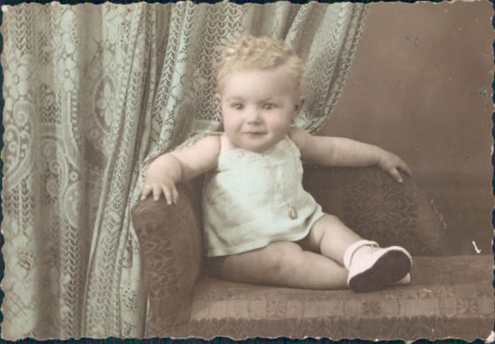 Yo de pequeña  – 1942
