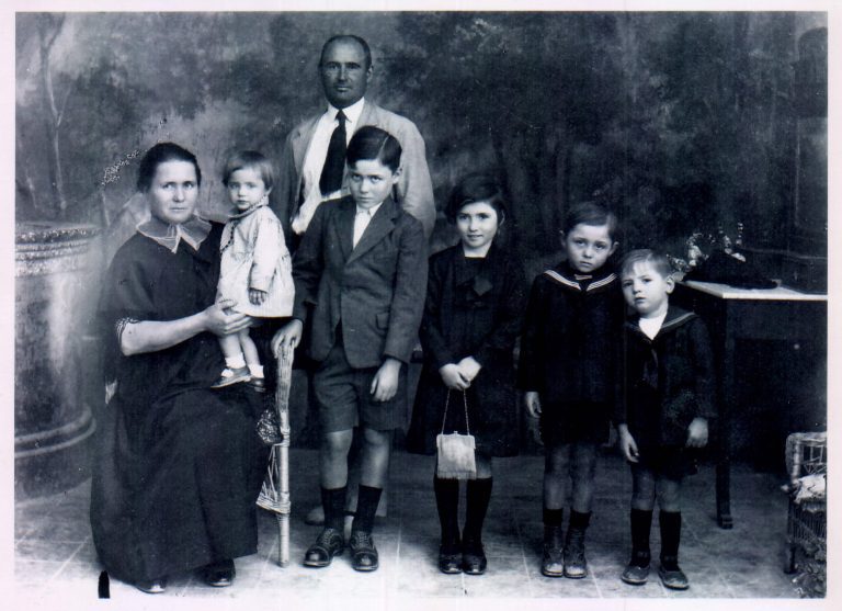 FAMILIA - 1930