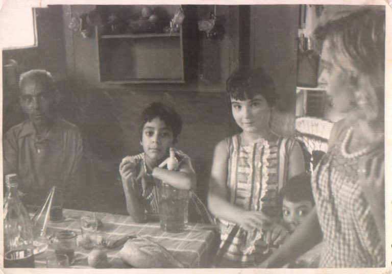 COMIDA FAMILIAR - 1962