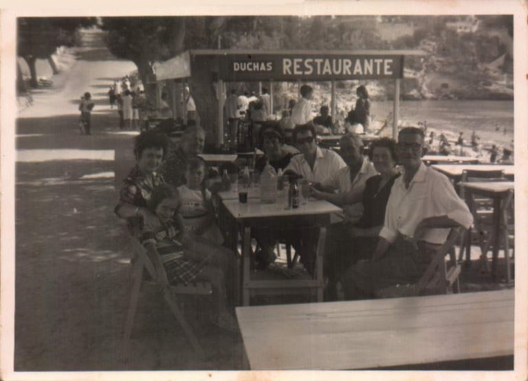 EN EL CHIRINGUITO - 1960