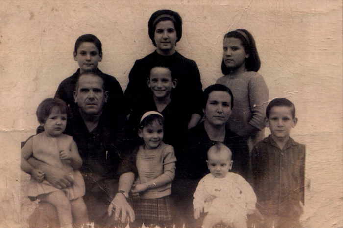 Familia (Granada) – 1949