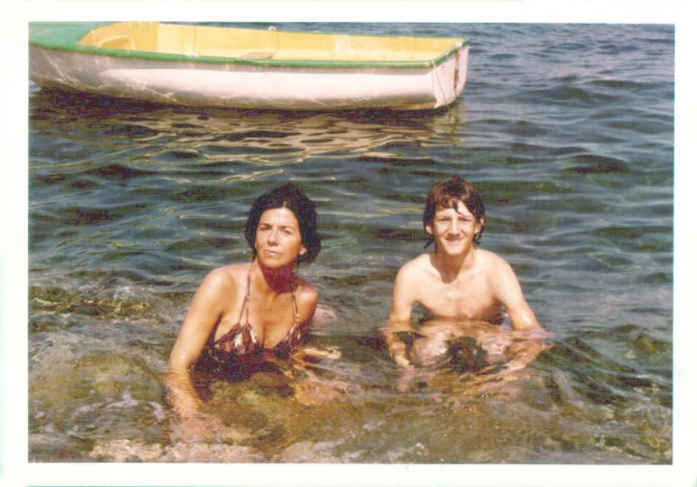 TIA Y SOBRINO - 1974