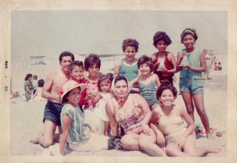 Grupo de amigos (Perú)	– 1966