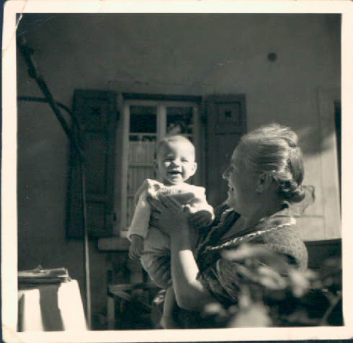 Abuela y nieta – 1952