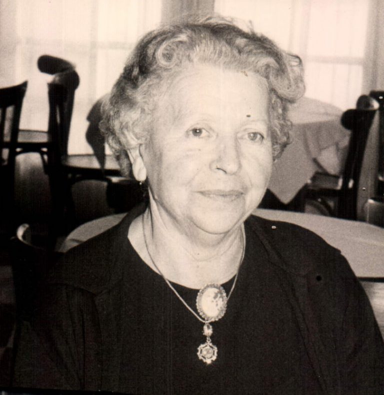La abuelita sonríe – 1979