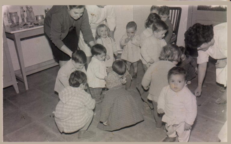 Escoleta infantil Perlas Majorica – 1961