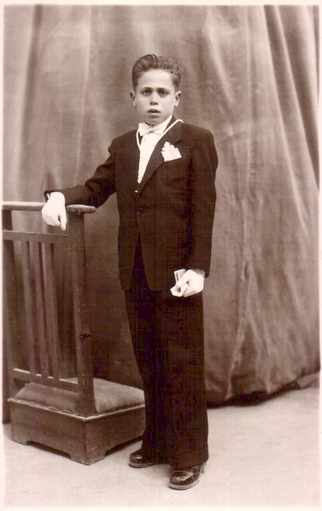 Niño de comunión – 1945