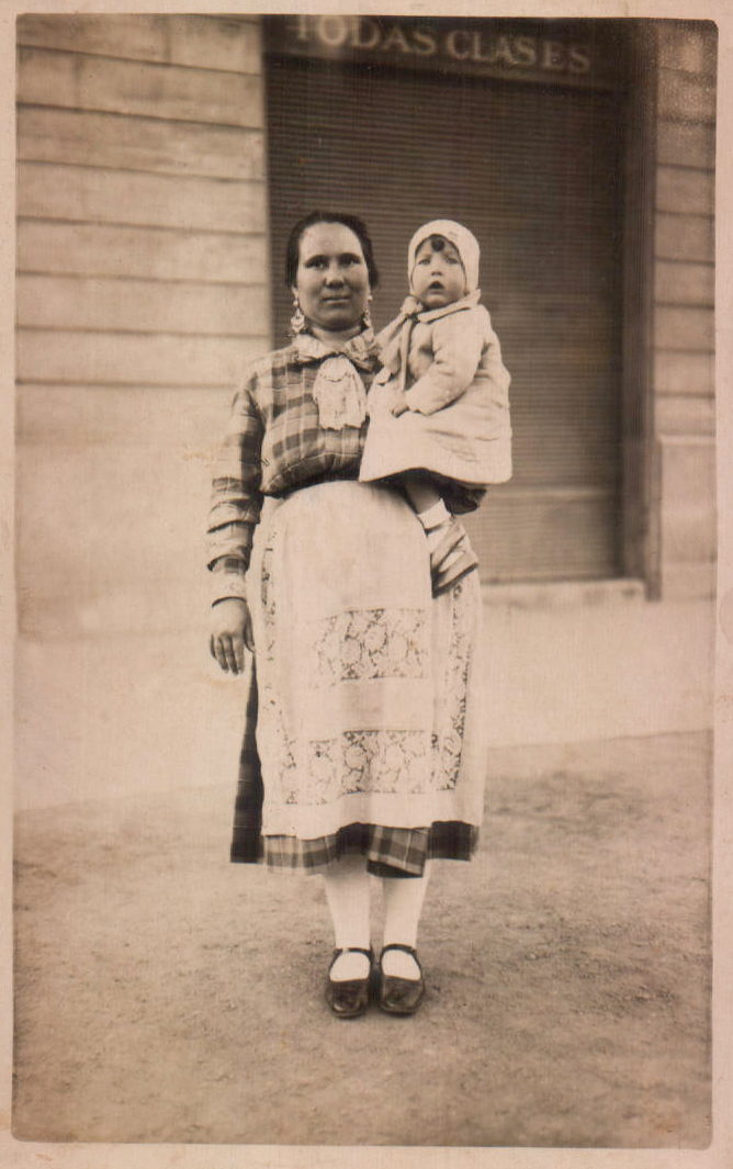 Mujer con niño (Barcelona) 1932
