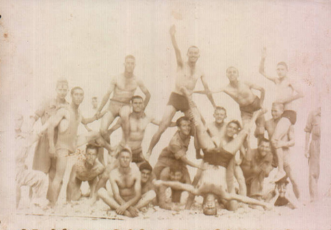 En la playa – 1943
